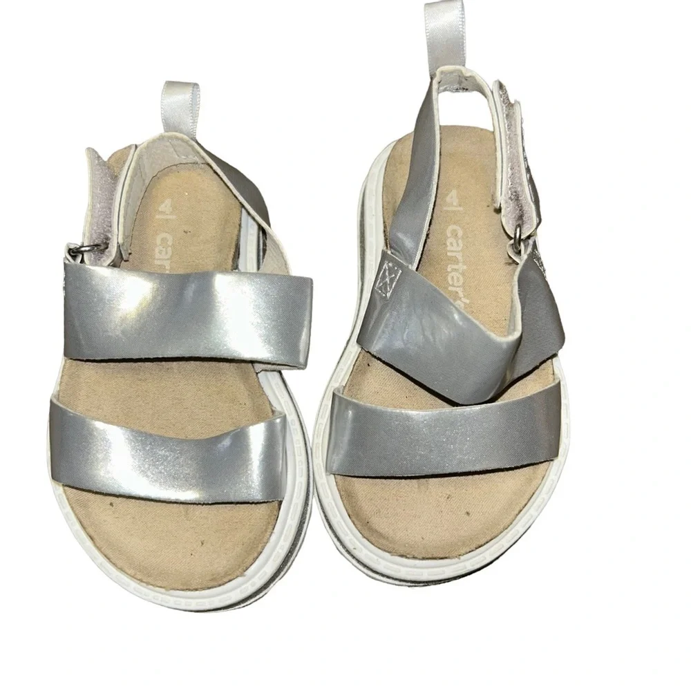 Carter’s  Carlyle toddler girls silver platform sandals child kid size 4 glitter